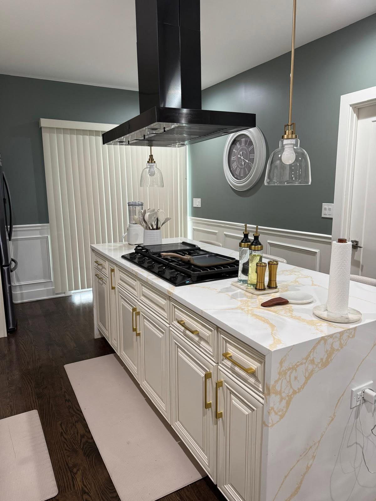 Warmly finished remodeled kitchen